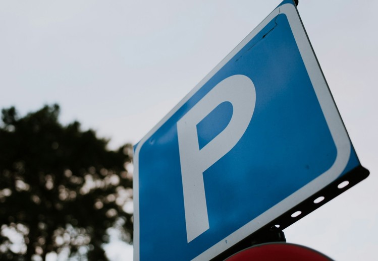 Parkeringsavgift sänks i centrum