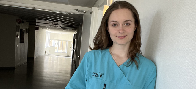 Foto på Elsa som har varit timvikarie under sin studietid